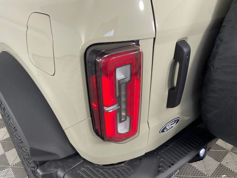 New 2026 Ford Bronco Badlands w/ Wildtrak Package AWD/4WD image 15