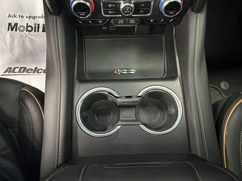 Used 2024 GMC Yukon AT4 w/ Technology Package AWD/4WD image 24