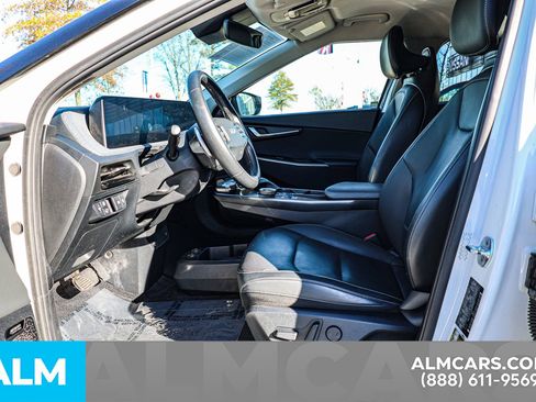 Used 2022 Kia EV6 Wind image 18