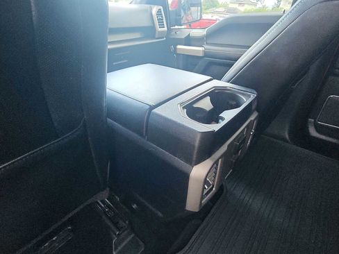 Used 2015 Ford F150 Lariat image 21