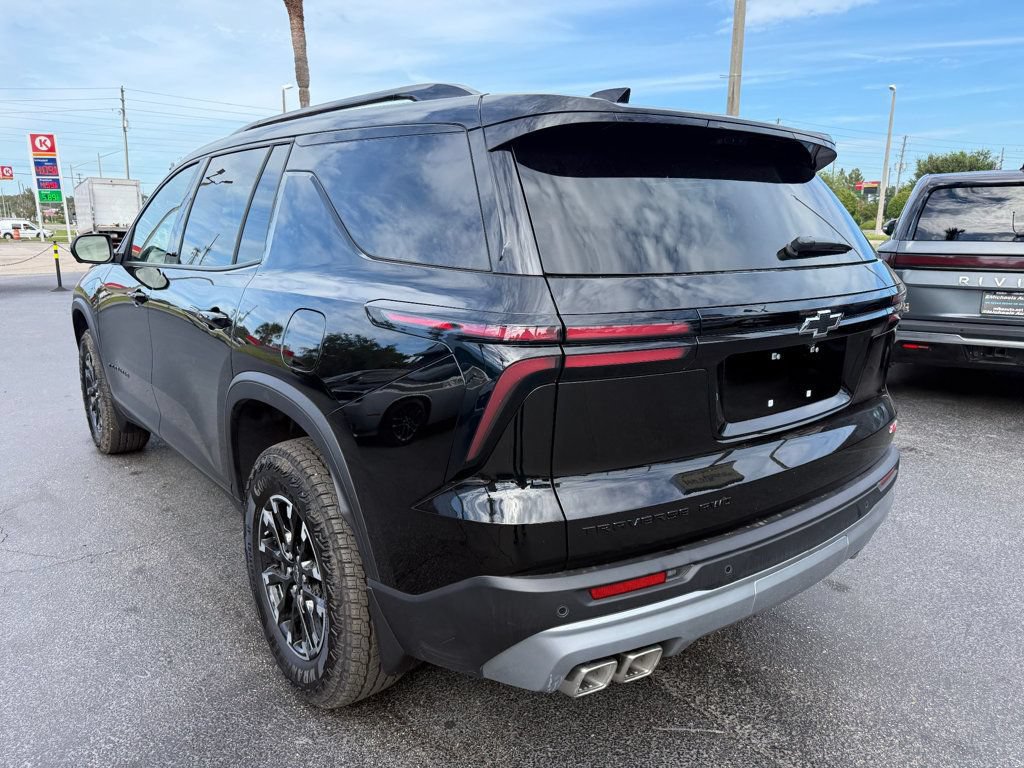 Used 2026 Chevrolet Traverse Z71 w/ Driver Confidence Package AWD/4WD image 7