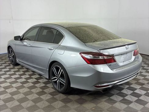 Used 2016 Honda Accord Sport image 5