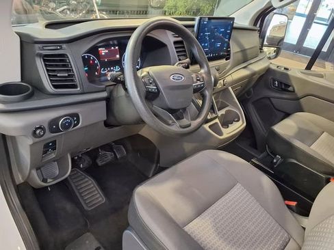 Used 2022 Ford Transit 350 XLT image 4