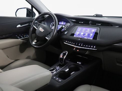 Used 2023 Cadillac XT4 Luxury image 27