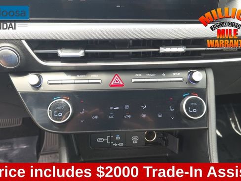 Used 2024 Hyundai Sonata SEL FWD image 21