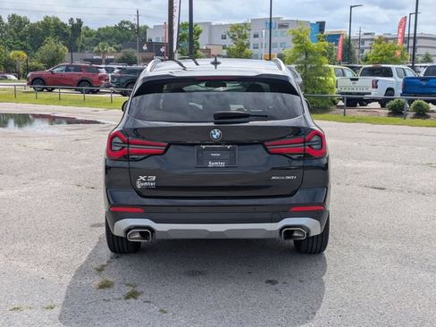 Used 2022 BMW X3 xDrive30i w/ Convenience Package AWD/4WD image 4