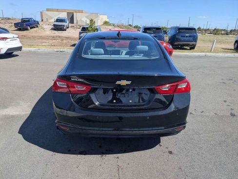 Used 2022 Chevrolet Malibu LS w/ Driver Confidence Package II FWD image 4