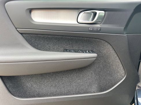 New 2026 Volvo XC40 B5 Core w/ Climate Package image 13