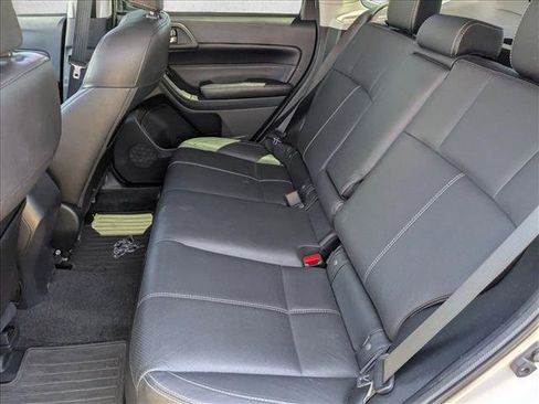 Used 2018 Subaru Forester 2.5i Touring AWD/4WD image 17