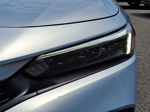 Used 2023 Honda Civic Touring image 9