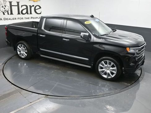 Certified 2025 Chevrolet Silverado 1500 High Country image 37