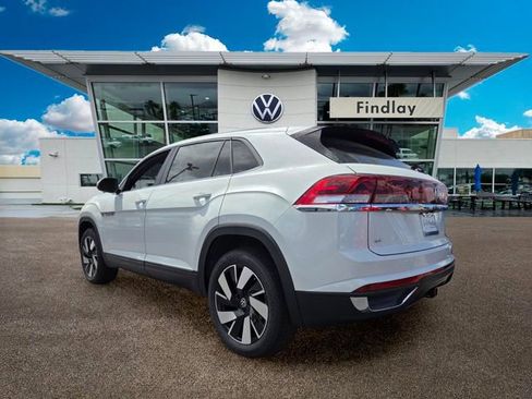 New 2026 Volkswagen Atlas Cross Sport SE FWD image 3
