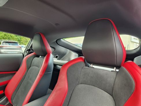 Used 2024 Nissan Z Performance w/ Floor Mat Package RWD image 12