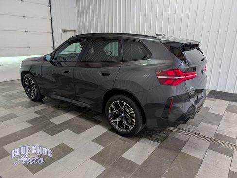 Used 2025 BMW X3 xDrive30i AWD/4WD image 2