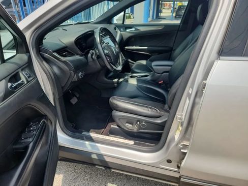 Used 2017 Lincoln MKC Premiere FWD image 31