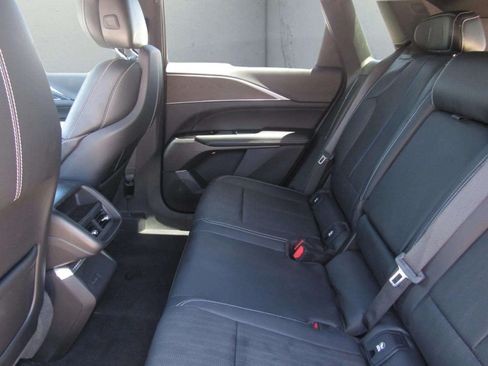 Used 2024 Cadillac Lyriq Sport RWD image 14