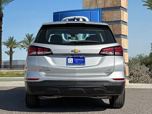 Used 2022 Chevrolet Equinox LS image 6