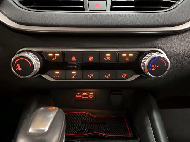 Used 2022 Nissan Altima 2.5 SR w/ Midnight Edition Package AWD/4WD image 44