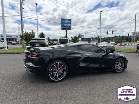 Used 2024 Chevrolet Corvette Stingray Coupe w/ Z51 Performance Package RWD image 6