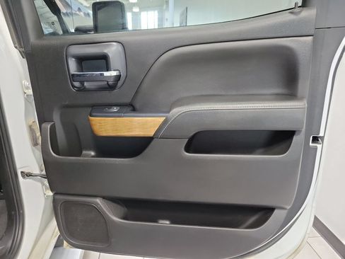 Used 2019 Chevrolet Silverado 2500 LTZ w/ Duramax Plus Package AWD/4WD image 16