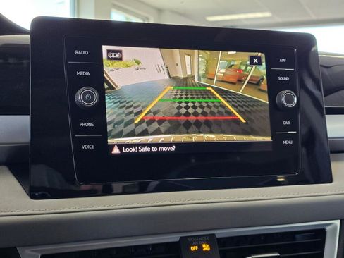 New 2026 Volkswagen Taos SE AWD/4WD image 25