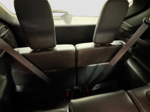 Used 2024 Mitsubishi Outlander FWD image 26