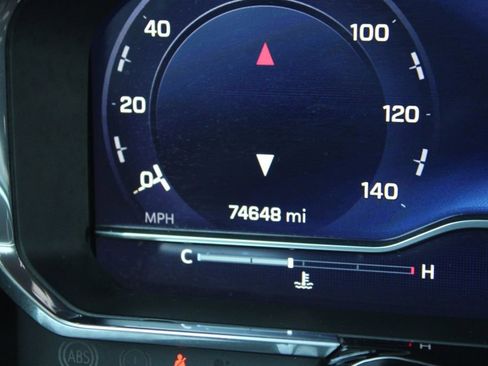 Used 2022 Chevrolet Silverado 1500 RST w/ Redline Edition image 33