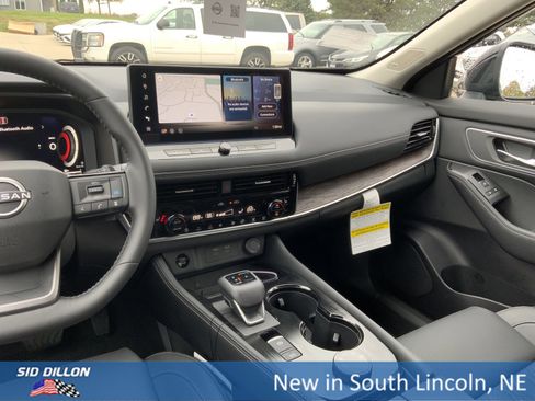 New 2026 Nissan Rogue Platinum w/ Platinum Premium Package image 7