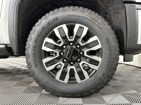 New 2025 GMC Sierra 2500 Denali Ultimate w/ Max Trailering Package image 11