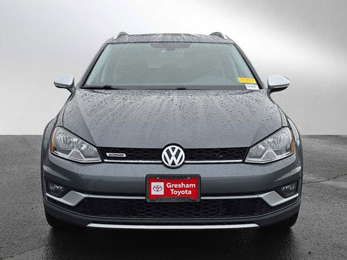 Used 2017 Volkswagen Golf Alltrack SEL image 9