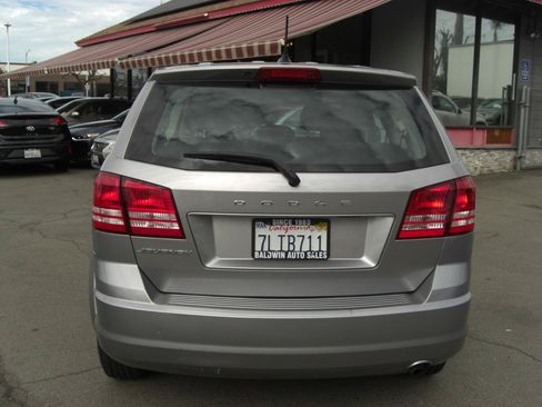 Used 2015 Dodge Journey American Value Package w/ Flexible Seating Group FWD image 11