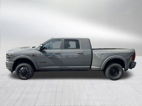 New 2026 RAM 3500 Limited AWD/4WD image 8