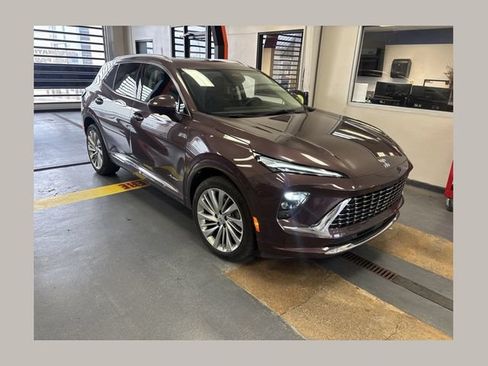 Used 2024 Buick Envision Avenir AWD/4WD image 1