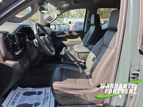 Used 2025 Chevrolet Silverado 1500 LT w/ Leather Package image 13