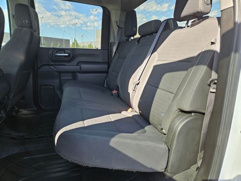 Used 2021 Chevrolet Silverado 2500 LT w/ Fleet Comfort Package AWD/4WD image 25