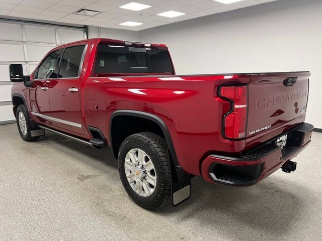 Used 2025 Chevrolet Silverado 3500 High Country w/ High Country Premium Package AWD/4WD image 8