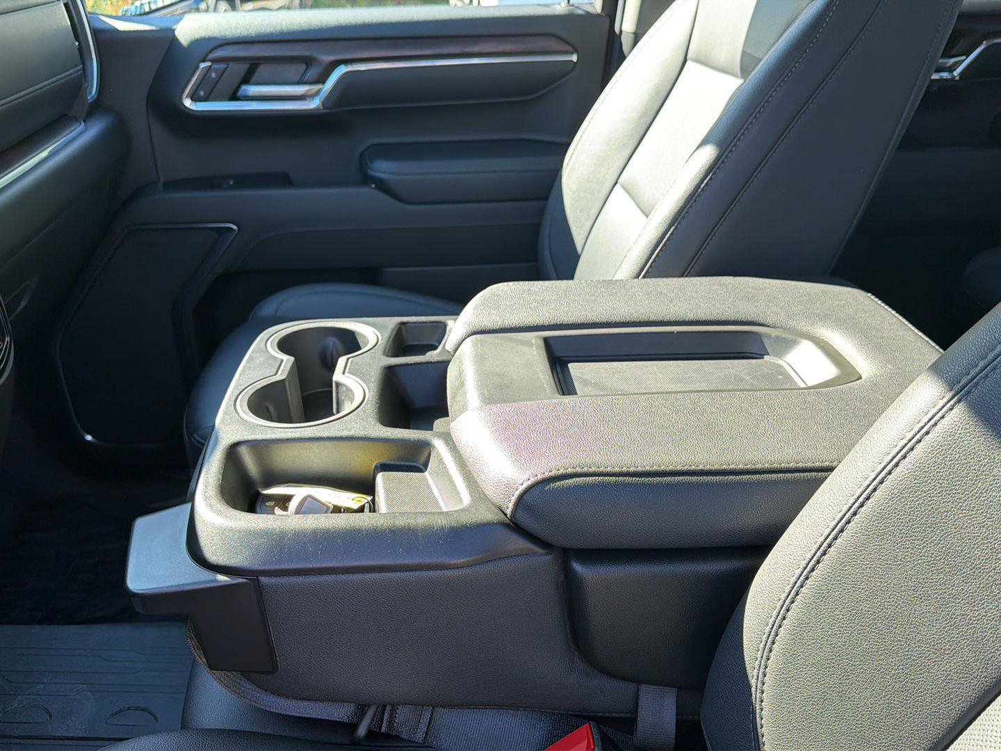 Certified 2024 GMC Sierra 1500 SLT AWD/4WD image 12