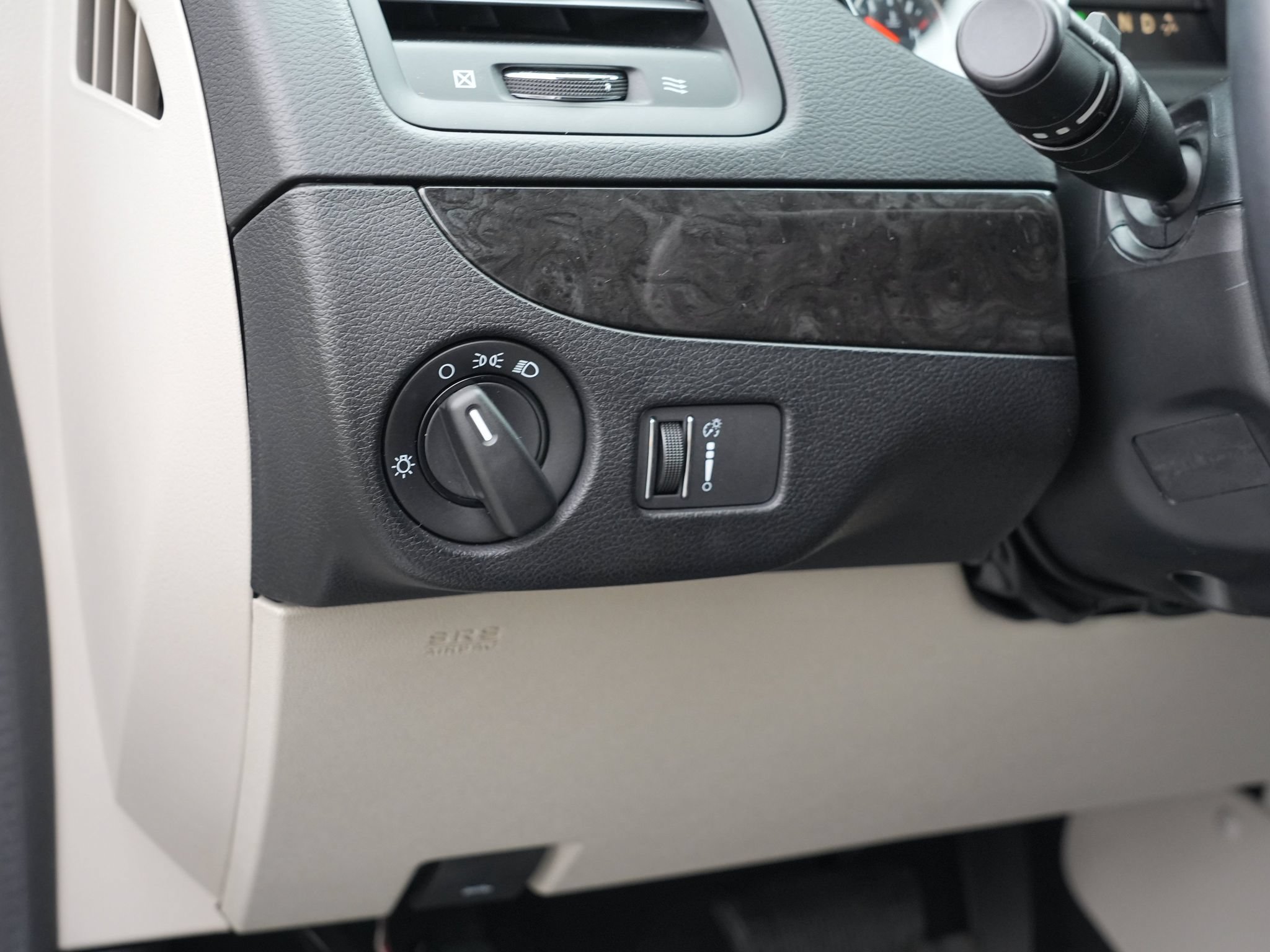 Used 2017 Dodge Grand Caravan SE w/ Power Window Group FWD image 18