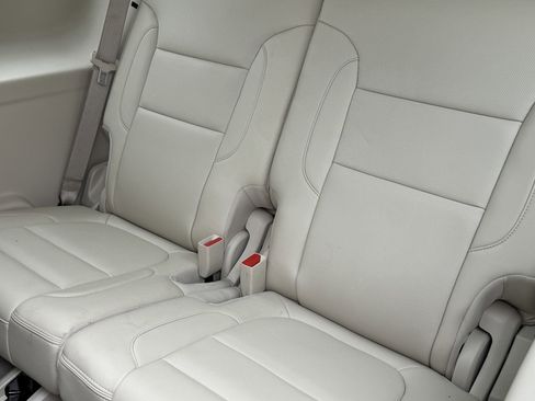 Used 2023 GMC Acadia Denali image 26