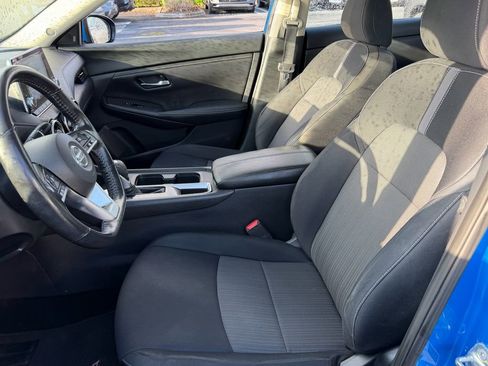 Certified 2021 Nissan Sentra SV FWD image 10