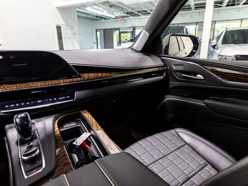 Used 2023 Cadillac Escalade Sport Platinum w/ LPO, ONYX Package image 50