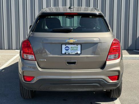 Used 2020 Chevrolet Trax LS FWD image 6