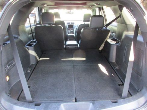 Used 2017 Ford Explorer Sport w/ Equipment Group 401A image 37