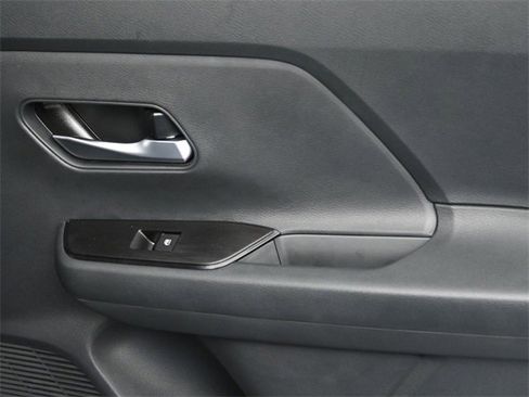 New 2026 Nissan Kicks SV image 29