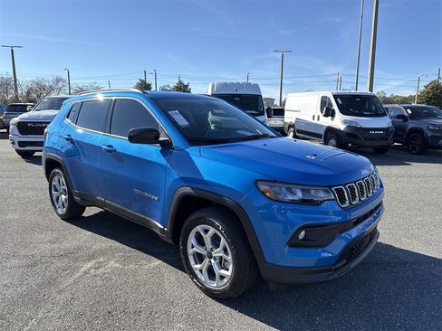 New 2026 Jeep Compass Latitude image 1