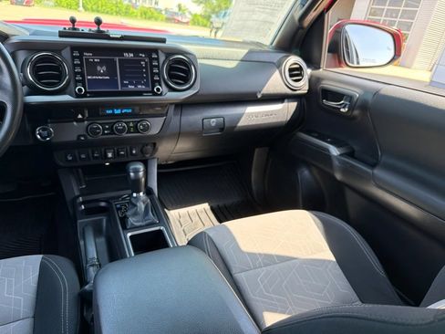 Used 2023 Toyota Tacoma TRD Sport w/ Technology Package RWD image 20