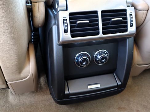 Used 2012 Land Rover Range Rover HSE AWD/4WD image 24