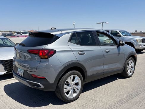 Used 2025 Buick Encore GX Preferred FWD image 2