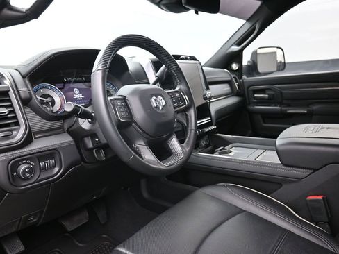 Used 2021 RAM 2500 Limited image 18