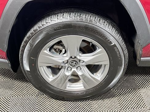 Certified 2025 Toyota RAV4 XLE AWD/4WD image 27